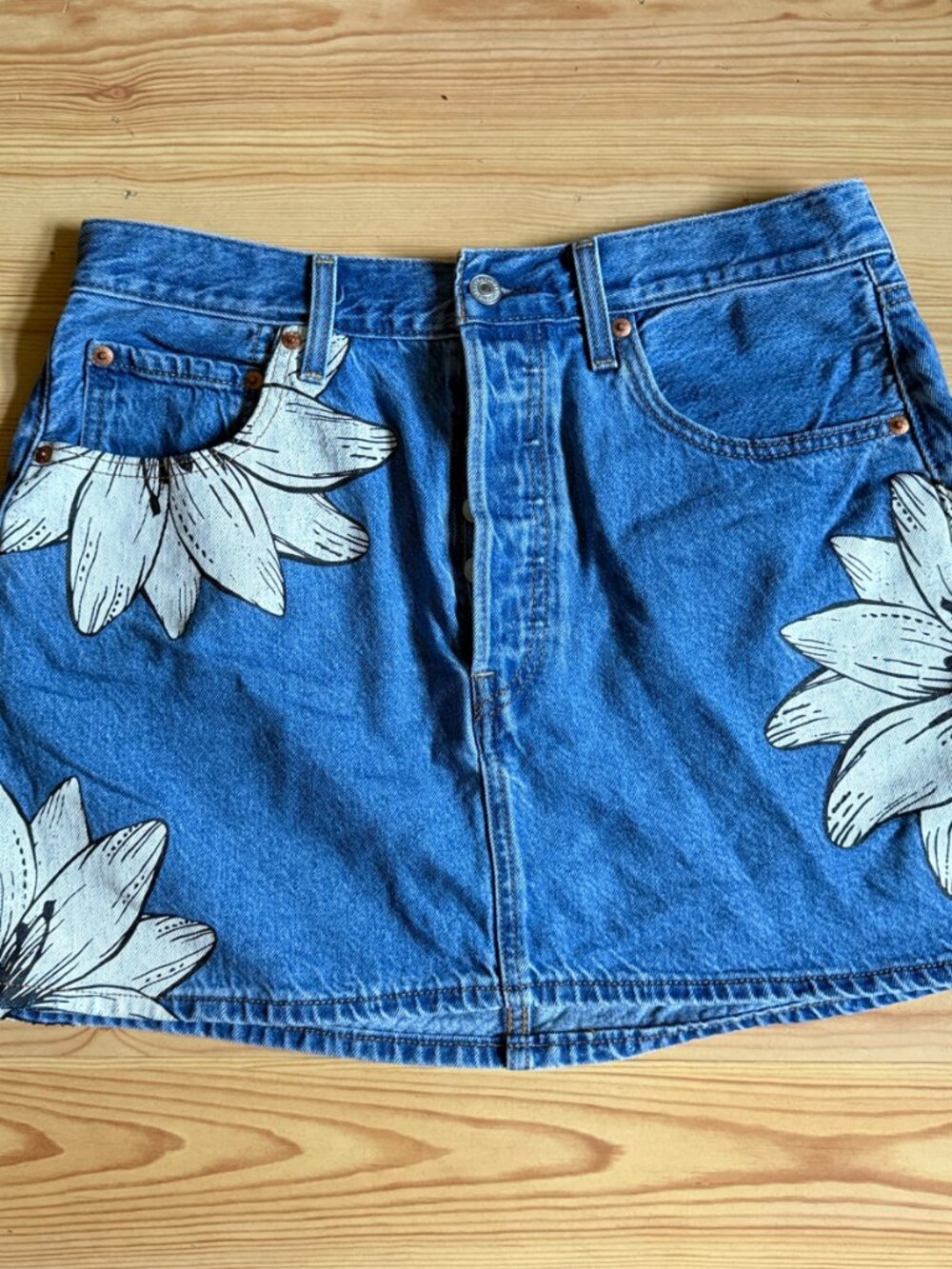 Farm Rio Lev Denim Mini  Skirt Size 31 - Picture 14 of 16